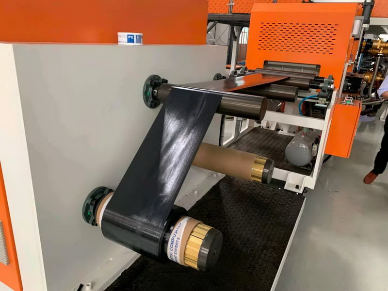 PEEK+連續(xù)碳纖維增強(qiáng)熱塑性預(yù)浸料單向帶生產(chǎn)線(CFRTP-UD 帶)